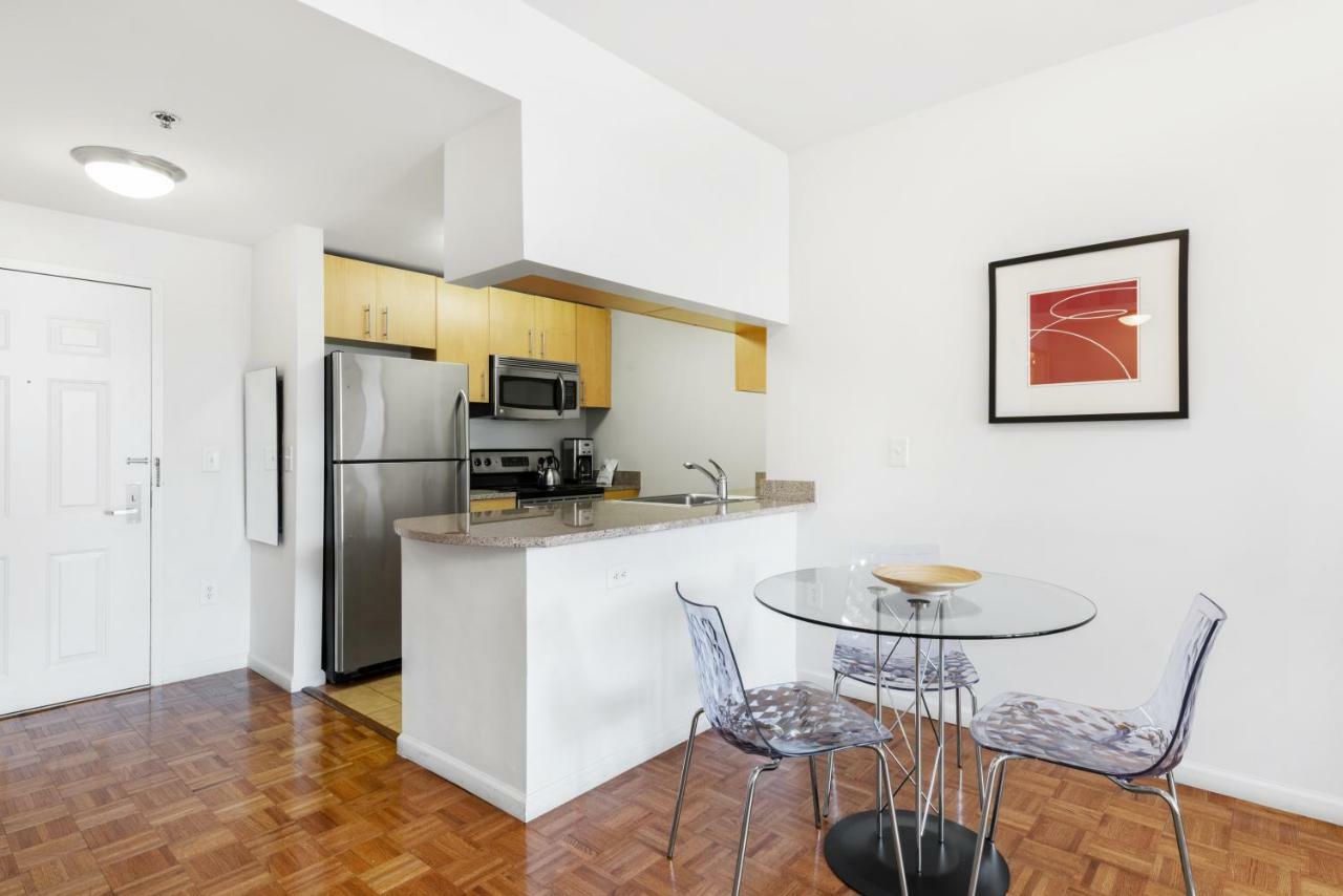 Furnished Quarters At Grove Pointe Lejlighed Jersey City Eksteriør billede
